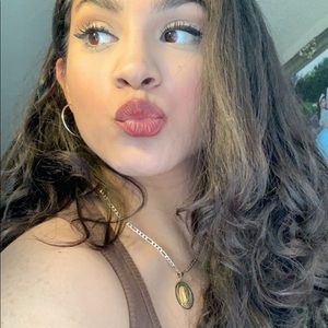 Meet your Posher, Brithney